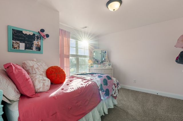 409 Riverstone Pl, Mount Juliet, TN 37122