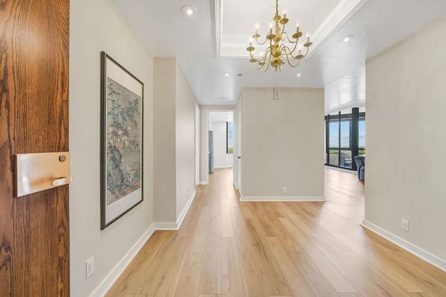5555 Del Monte Drive 1104, Houston, TX 77056