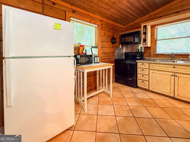 170 Hillcrest Avenue, Cornelia, GA 30531