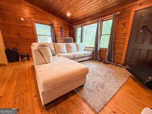 170 Hillcrest Avenue, Cornelia, GA 30531