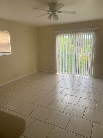 220 Columbia Drive 33, Cape Canaveral, FL 32920