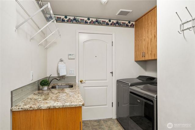 14003 263rd Avenue E, Buckley, WA 98321