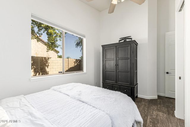 1581 S KAREN Drive, Chandler, AZ 85286