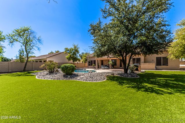 1581 S KAREN Drive, Chandler, AZ 85286