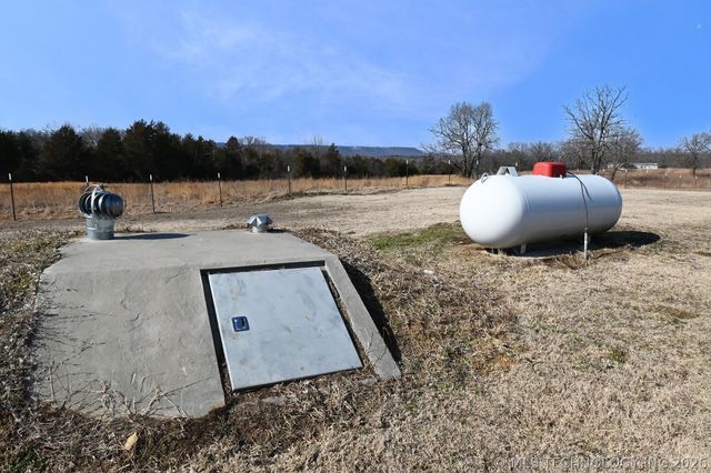 7075 E 303 Road, Porum, OK 74455