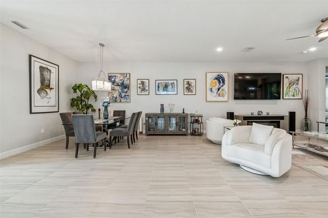 4952 SURFSIDE CIRCLE, Bradenton, FL 34211