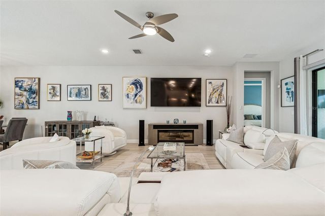 4952 SURFSIDE CIRCLE, Bradenton, FL 34211