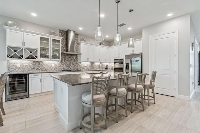 4952 SURFSIDE CIRCLE, Bradenton, FL 34211