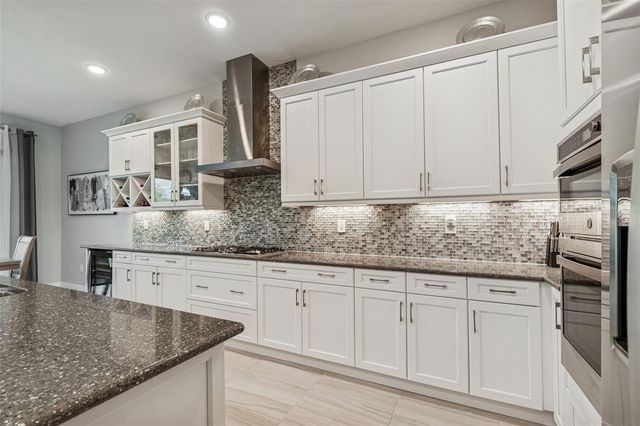 4952 SURFSIDE CIRCLE, Bradenton, FL 34211