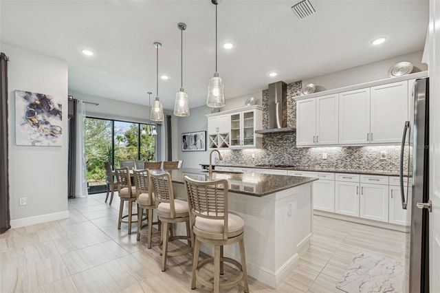 4952 SURFSIDE CIRCLE, Bradenton, FL 34211