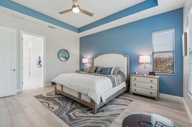 4952 SURFSIDE CIRCLE, Bradenton, FL 34211