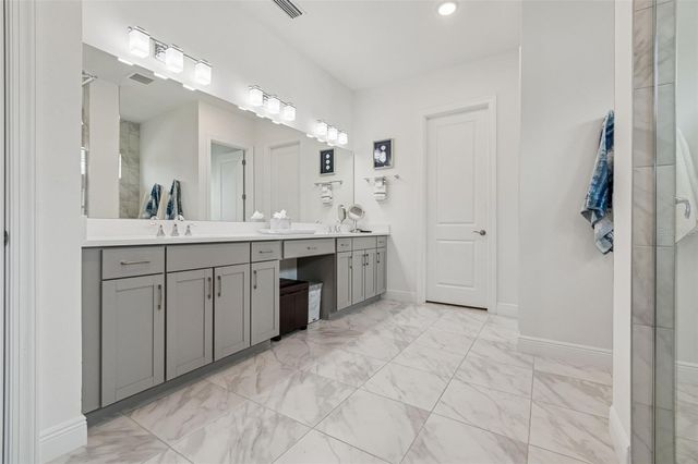 4952 SURFSIDE CIRCLE, Bradenton, FL 34211