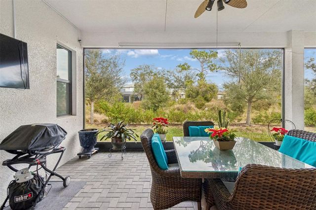 4952 SURFSIDE CIRCLE, Bradenton, FL 34211