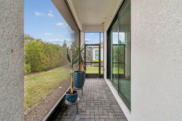 4952 SURFSIDE CIRCLE, Bradenton, FL 34211