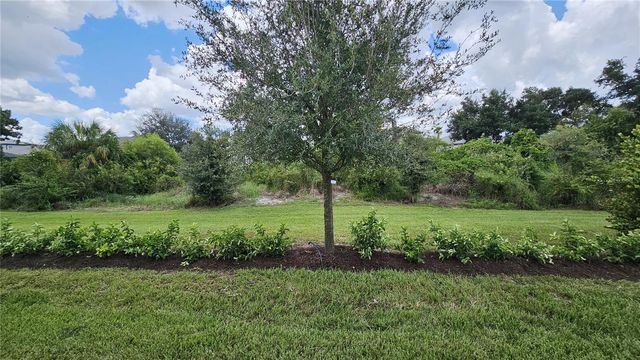 4952 SURFSIDE CIRCLE, Bradenton, FL 34211