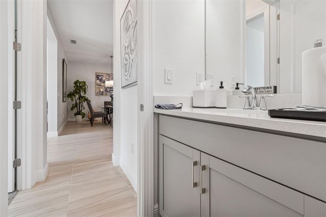 4952 SURFSIDE CIRCLE, Bradenton, FL 34211