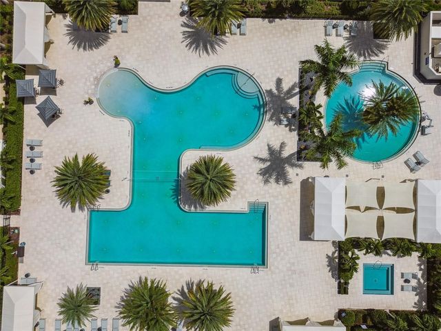 4952 SURFSIDE CIRCLE, Bradenton, FL 34211