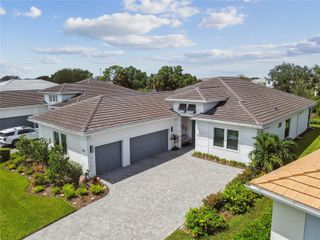 4952 SURFSIDE CIRCLE, Bradenton, FL 34211
