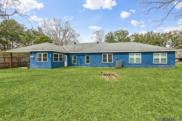 9152 Woodbine St, Baton Rouge, LA 70815