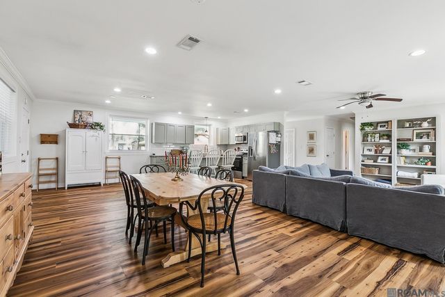 9152 Woodbine St, Baton Rouge, LA 70815