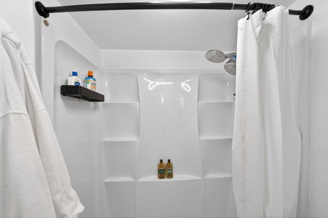 3223 Riverside Drive C-406, Coral Springs, FL 33065