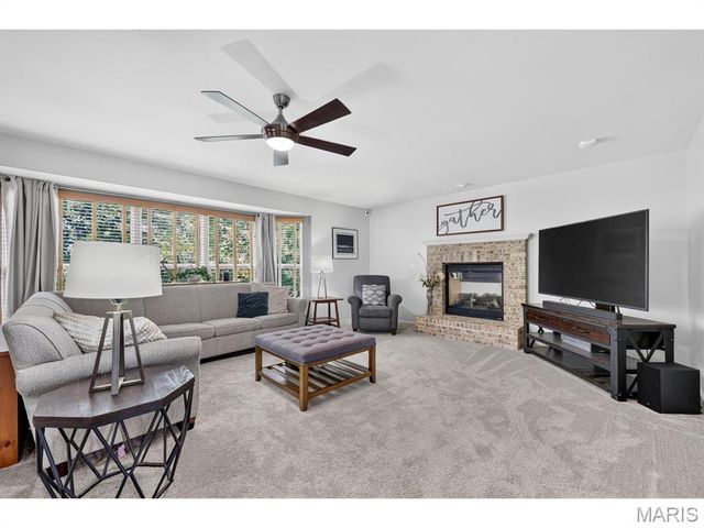 15 Millers Court, O'fallon, MO 63366