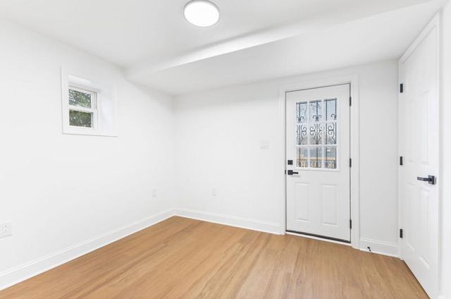2016 32ND ST SE, Washington, DC 20020