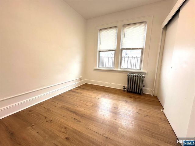 257 Roff Avenue, Palisades Park, NJ 07650