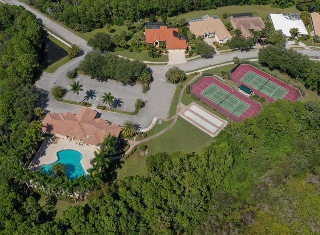 4550 CANCELLO GRANDE AVENUE, Venice, FL 34293