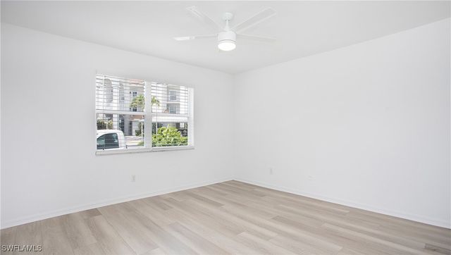 470 Bermuda Cove WAY 2-104, Naples, FL 34110