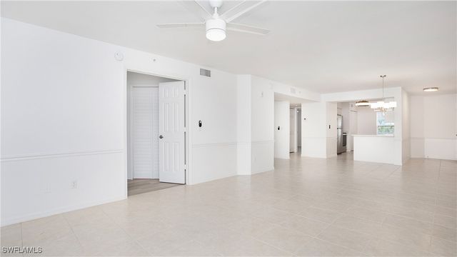 470 Bermuda Cove WAY 2-104, Naples, FL 34110