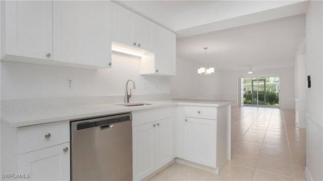 470 Bermuda Cove WAY 2-104, Naples, FL 34110