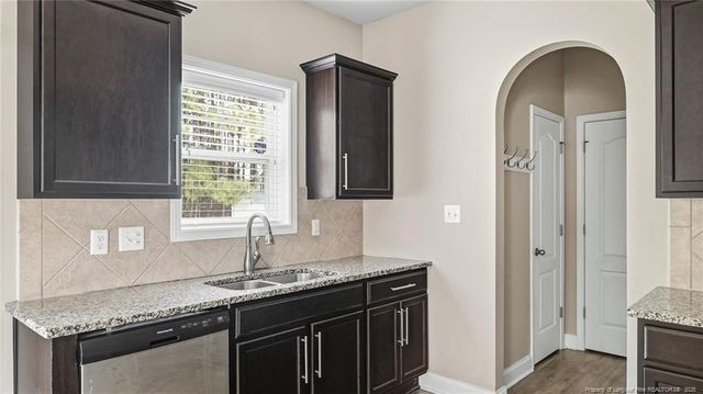 169 Eclipse Court, Raeford, NC 28376