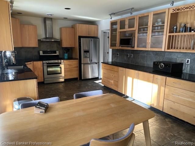 3972 Chevron Drive, Highland Charter Township, MI 48356