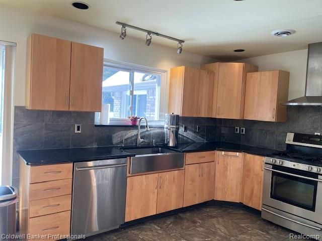 3972 Chevron Drive, Highland Charter Township, MI 48356