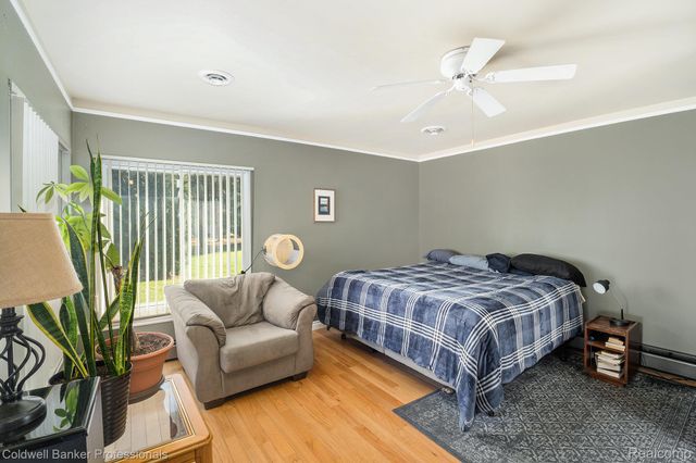 3972 Chevron Drive, Highland Charter Township, MI 48356