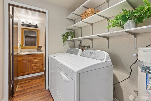 9323 10th Avenue SE, Everett, WA 98208