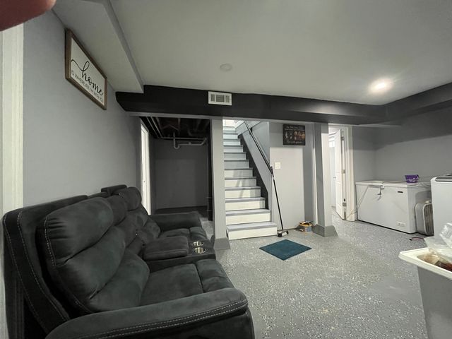 93 E 151st Street, Harvey, IL 60426