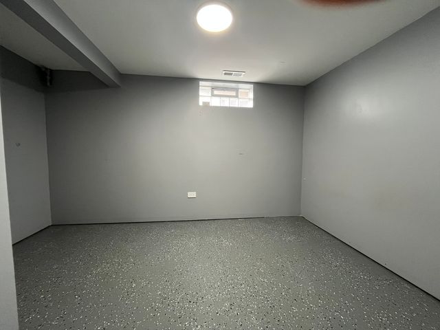 93 E 151st Street, Harvey, IL 60426