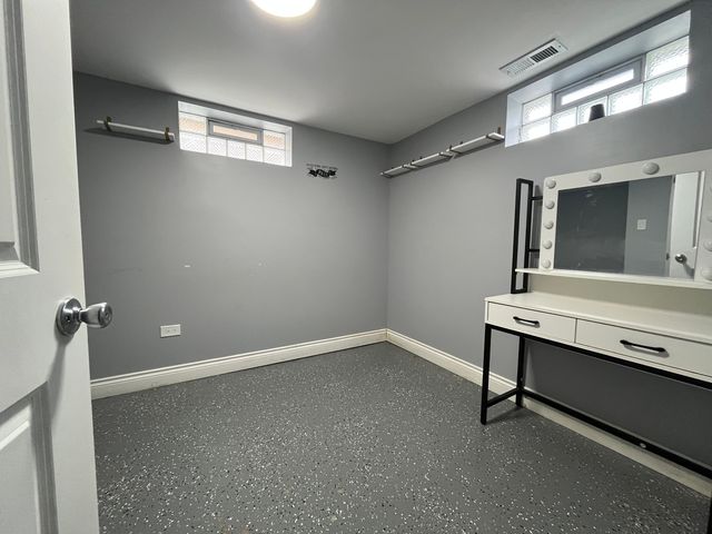 93 E 151st Street, Harvey, IL 60426