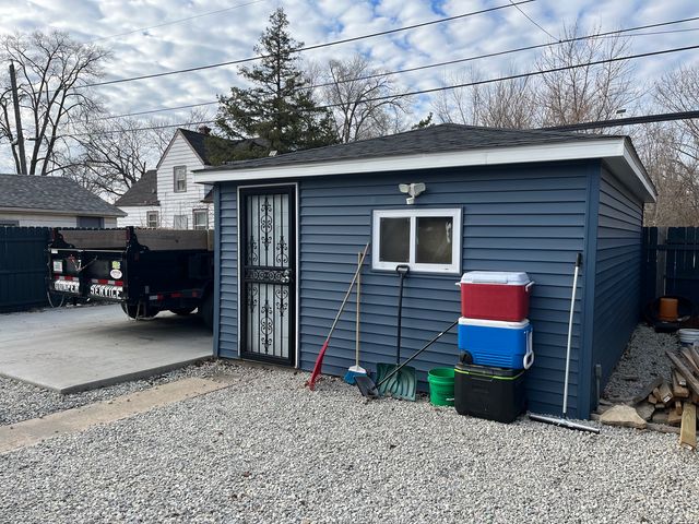 93 E 151st Street, Harvey, IL 60426