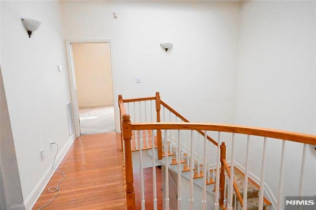 105 Hudson Cove 105, Edgewater, NJ 07020