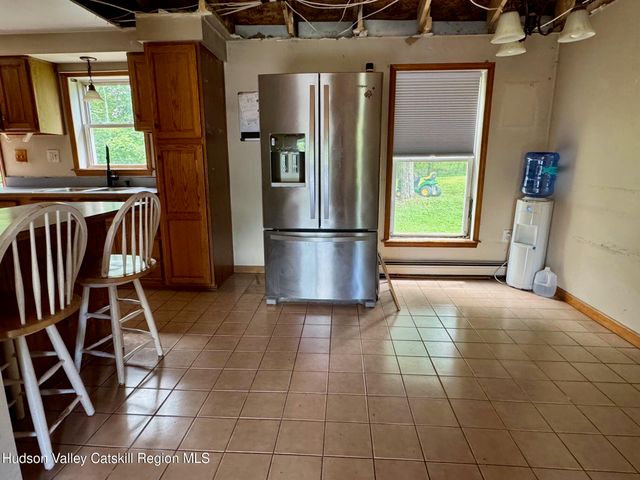 72 Van Brunt Drive, Athens, NY 12015