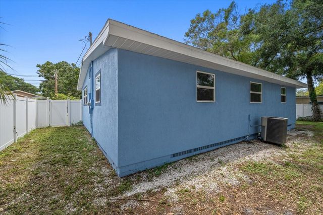 908 S PALM DRIVE, Largo, FL 33770