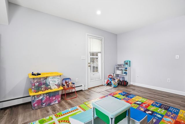 77 Carter St, Leominster, MA 01453