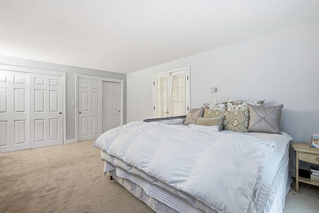 77 Carter St, Leominster, MA 01453