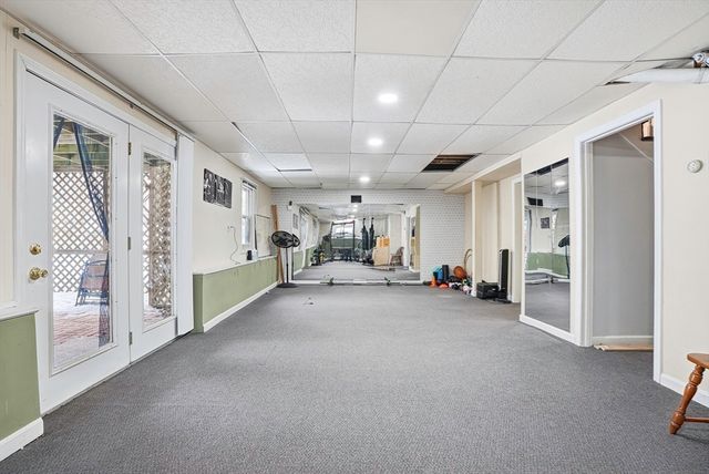 77 Carter St, Leominster, MA 01453