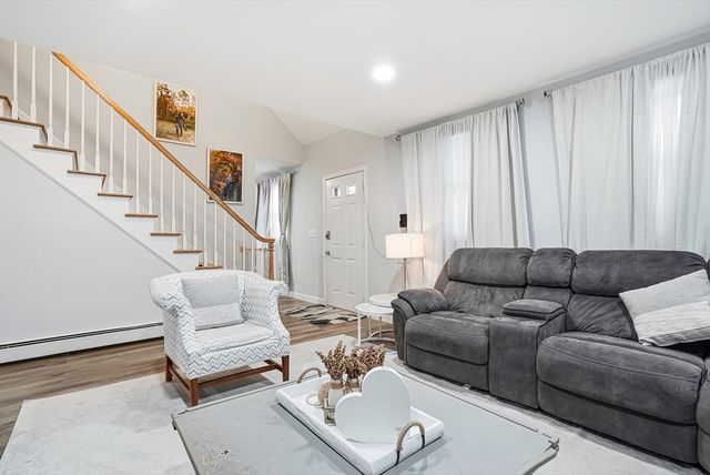 77 Carter St, Leominster, MA 01453