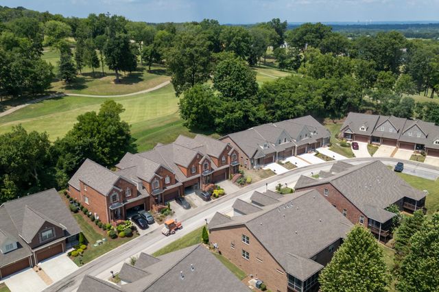 114 Nickolas Cir, Lebanon, TN 37087