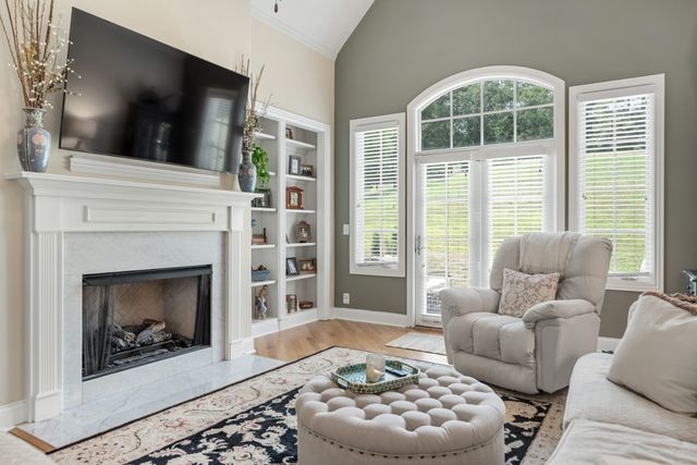 114 Nickolas Cir, Lebanon, TN 37087